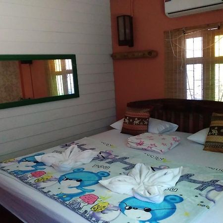 Green House Backpacker Hostel เชียงใหม่ ภายนอก รูปภาพ