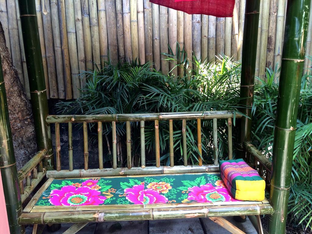 Green House Backpacker Hostel เชียงใหม่ ภายนอก รูปภาพ